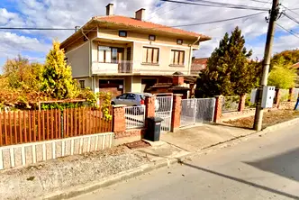 Къща в Добрич, Тервел