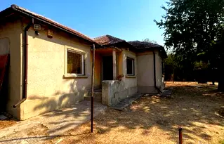 Къща в Добрич, с. Бежаново