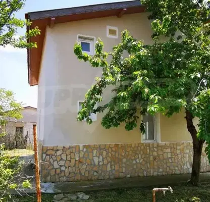Photo 5 — House in Dobrich, Bojurec