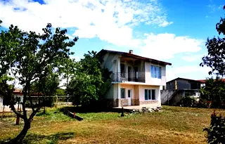 Къща в Добрич, с. Божурец