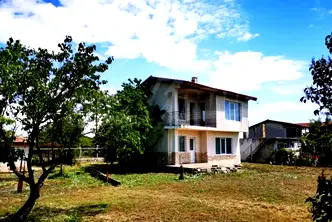 Къща в Добрич, с. Божурец