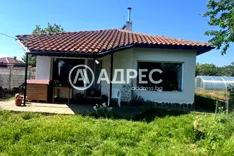 Къща в Добрич, с. Царичино