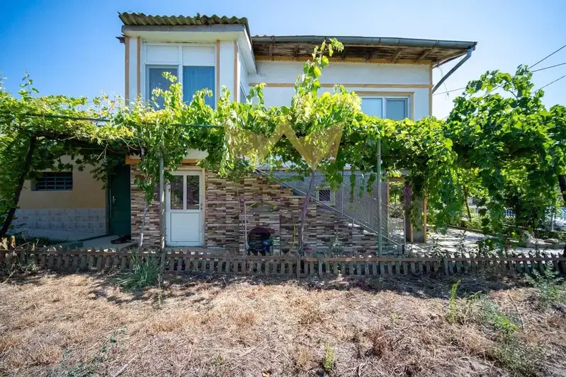 House in Oblast Dobrich, Cyrkva