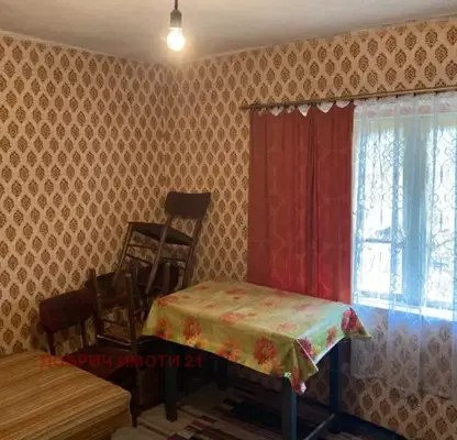 Снимка 2 — Къща в Добрич, с. Дъбовик
