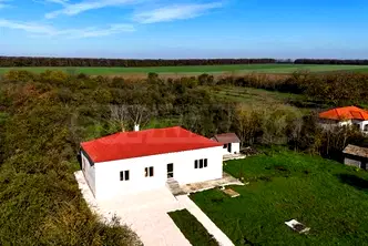 Къща в Добрич, с. Дъбрава