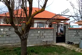 Къща в Добрич, с. Гурково