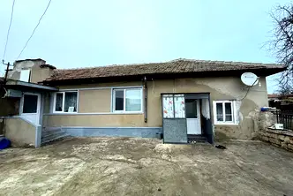 Къща в Добрич, с. Гурково