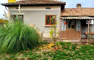 Къща в Добрич, с. Кардам