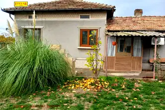 Къща в Добрич, с. Кардам