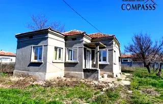 Къща в Добрич, с. Кардам