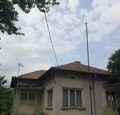 Снимка 2 — Къща в Добрич, с. Кардам