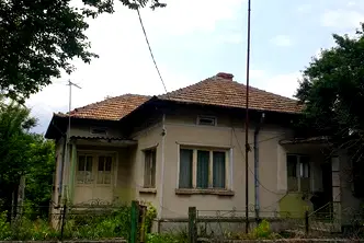 Къща в Добрич, с. Кардам