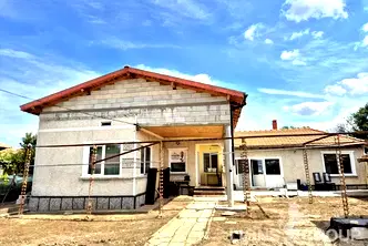 Къща в Добрич, с. Коларци