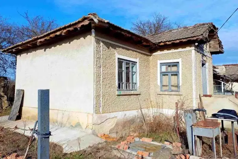 Къща в Добрич, с. Къпиново