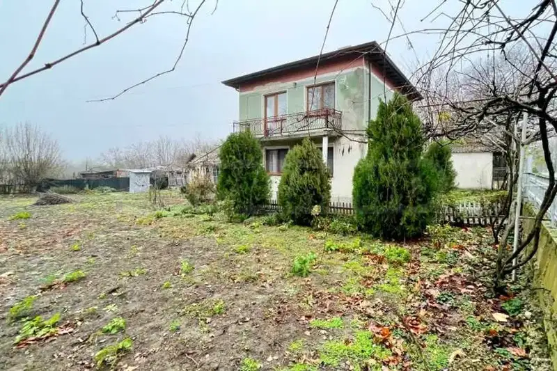 Къща в Добрич, с. Малина