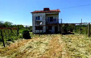 Къща в Добрич, с. Методиево
