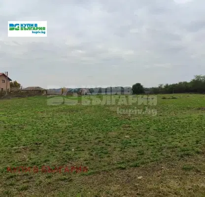Снимка 5 — Едноетажна къща с двор в с. Полковник Свещарово, област Добрич