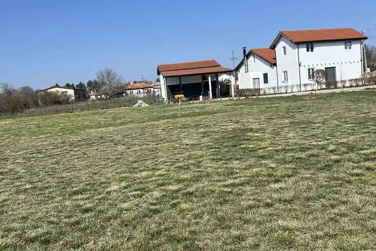 House in Oblast Dobrich, Senokos