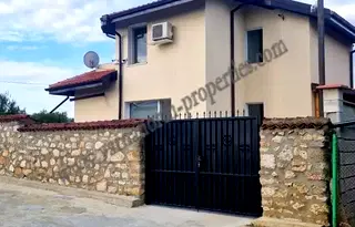 Къща в Добрич, с. Славеево