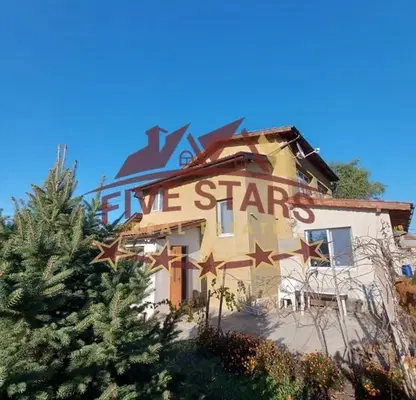 Photo 3 — House in Oblast Dobrich, Slaveevo