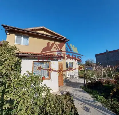 Photo 4 — House in Oblast Dobrich, Slaveevo