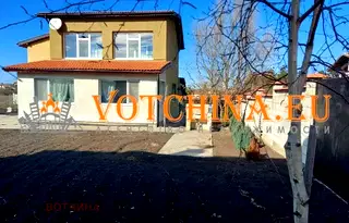 Къща в Добрич, с. Славеево