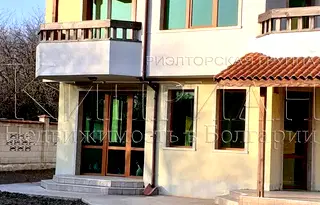 Къща в Добрич, с. Славеево