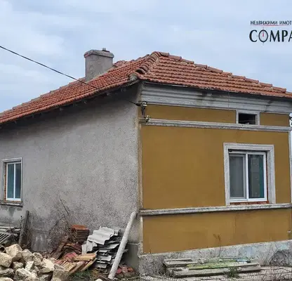 Снимка 3 — Къща в Добрич, с. Смолница