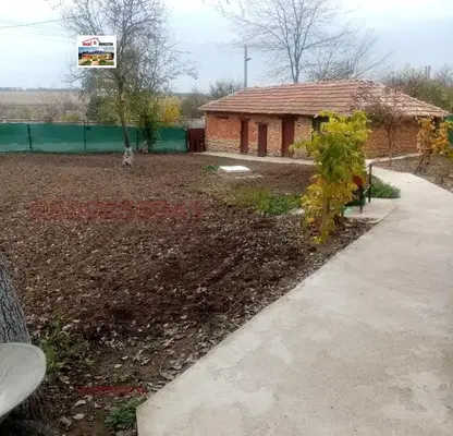 Снимка 5 — Къща в Добрич, с. Снягово