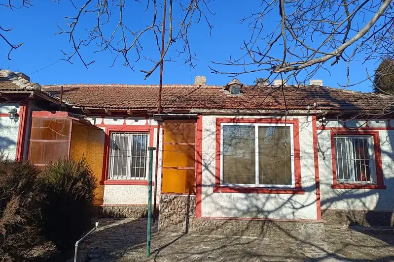 House in Oblast Dobrich, Spasovo