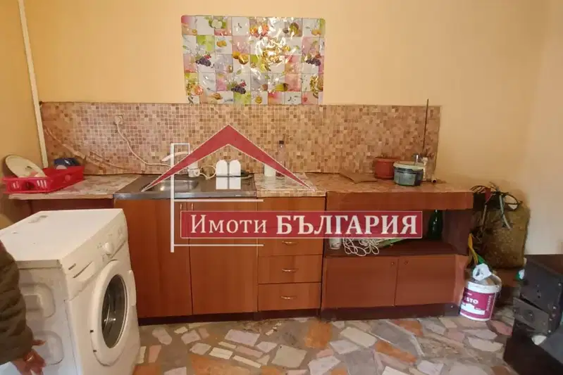 House in Oblast Dobrich, Stojer