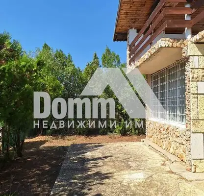 Photo 4 — House in Dobrich, Topola