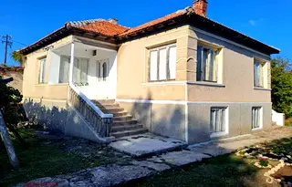 Къща в Добрич, с. Тюленово