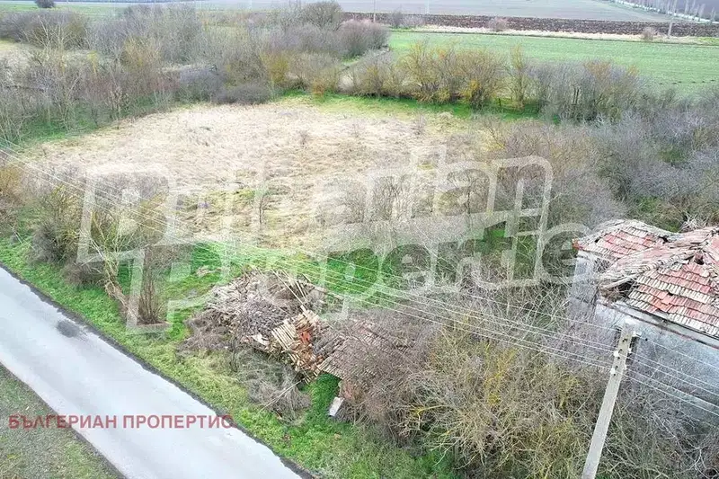 Къща в Добрич, с. Ведрина