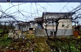 Къща в Добрич, с. Владимирово