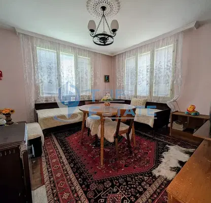 Photo 2 — House in Oblast Gabrovo, Plachkovci