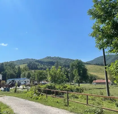 Photo 4 — House with large yard and river in Sevlievo, Gabrovo region