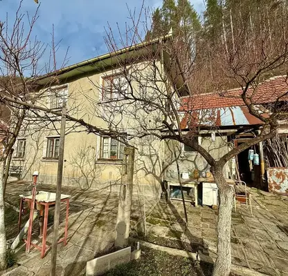 Снимка 3 — Къща в Габрово, Трявна