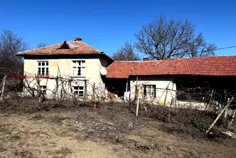Къща в Габрово, с. Агатово