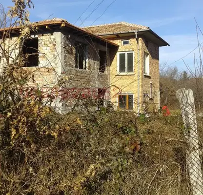 Снимка 2 — Къща в Габрово, с. Боазът