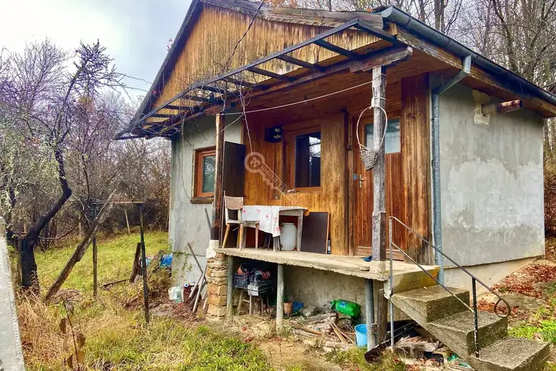 Къща в Габрово, с. Боженците