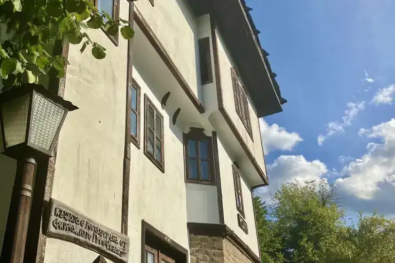 Къща в Габрово, с. Боженците
