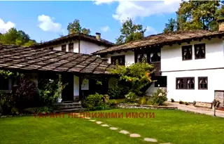 Къща в Габрово, с. Боженците