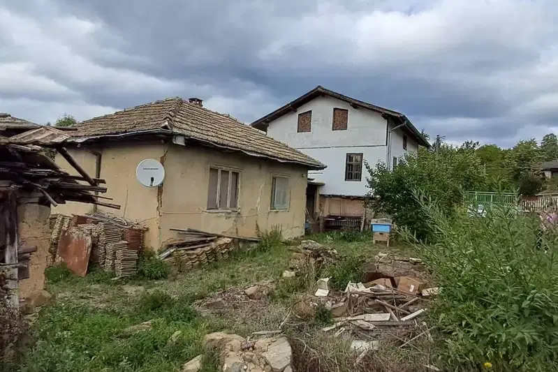 Къща в Габрово, с. Черневци