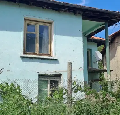 Снимка 2 — Къща в Габрово, с. Дамяново