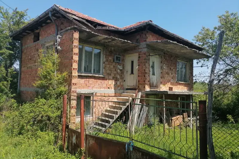 House in Oblast Gabrovo, Debel Dyal