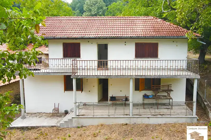 House in Oblast Gabrovo, Dobrenite