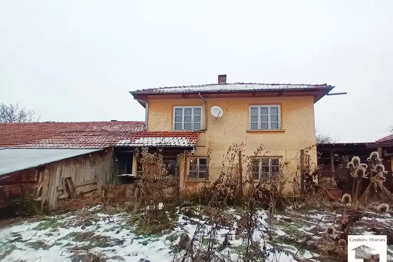 Къща в Габрово, с. Добромирка
