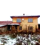 Къща в Габрово, с. Добромирка