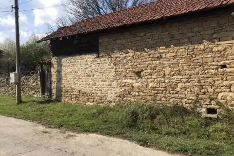 House in Oblast Gabrovo, Dobromirka